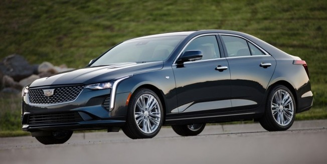 2021 كاديلاك CT4 CT4-V