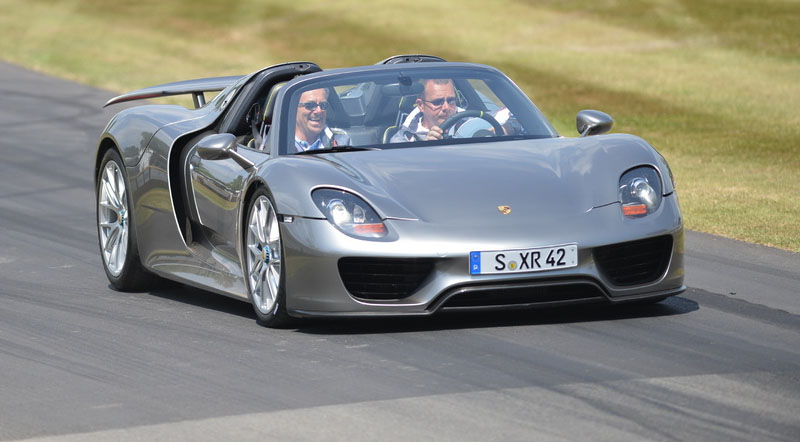 Porsche details gasoline-electric 918 Spyder