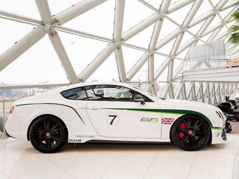 بنتلي كونتيننتال GT V8 تحصل على باقة “GT3” مميزة