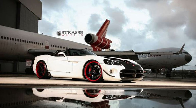 الثعبان يستعد للانقضاض.. دودج فايبر سوبرتشارجر المعدلة عجلات جديدة
