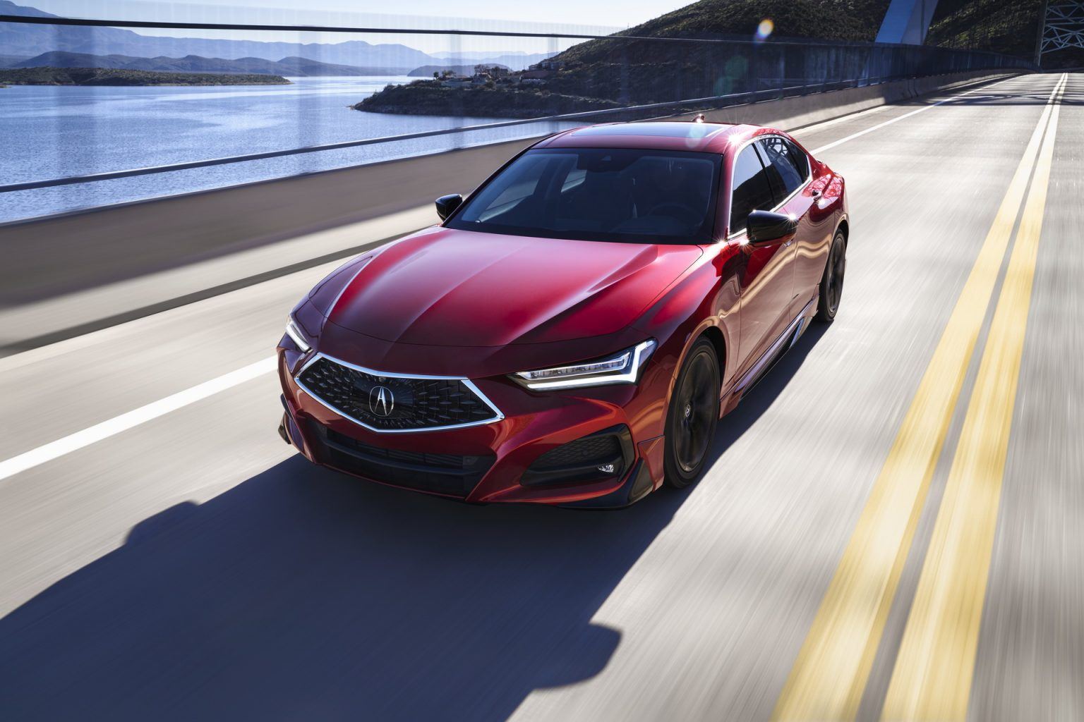 الكشف عن أكيورا TLX 2021 بمظهر رياضي